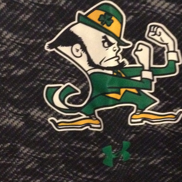 4/$15 Notre Dame Under Armour loose fit performance tee - Picture 2 of 3